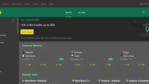 后卫禁区内铲球染红，球队孤军奋战！